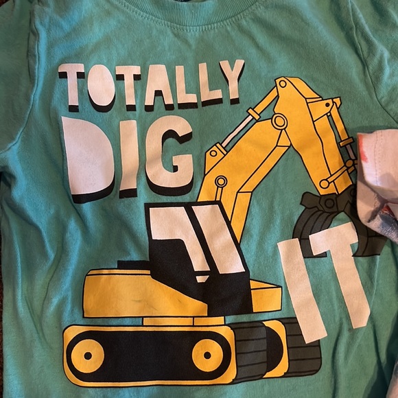 Toddler boy tshirt bundle - 4T - Picture 2 of 11